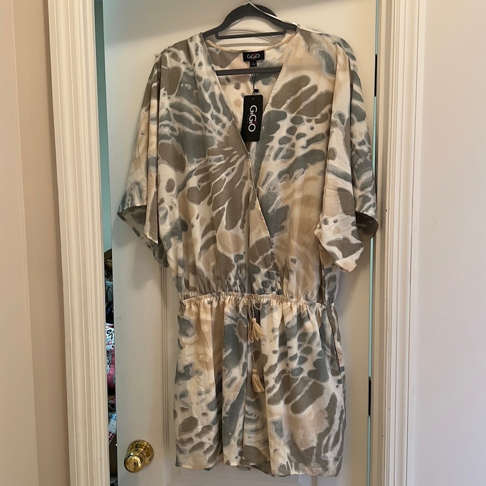 Super cute, lightweight romper